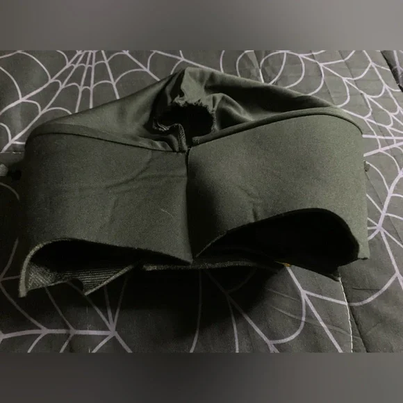Target Kids Fly Costume with Shimmering Green and Black - Picture 3 of 11